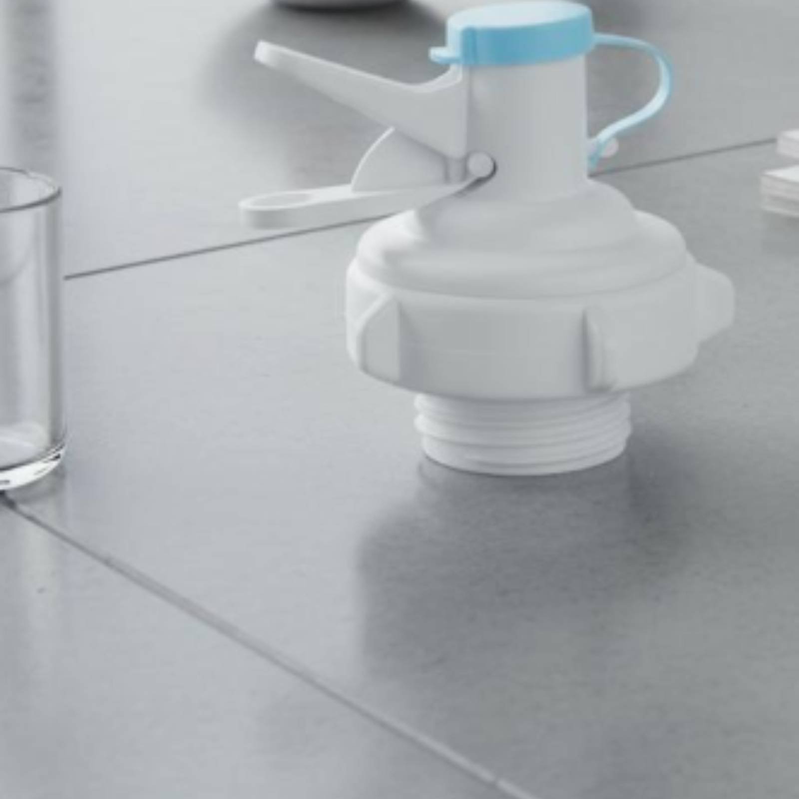 Water Bottle Holder - Snap-Fit Nozzle Stand Compact Water Bottle
