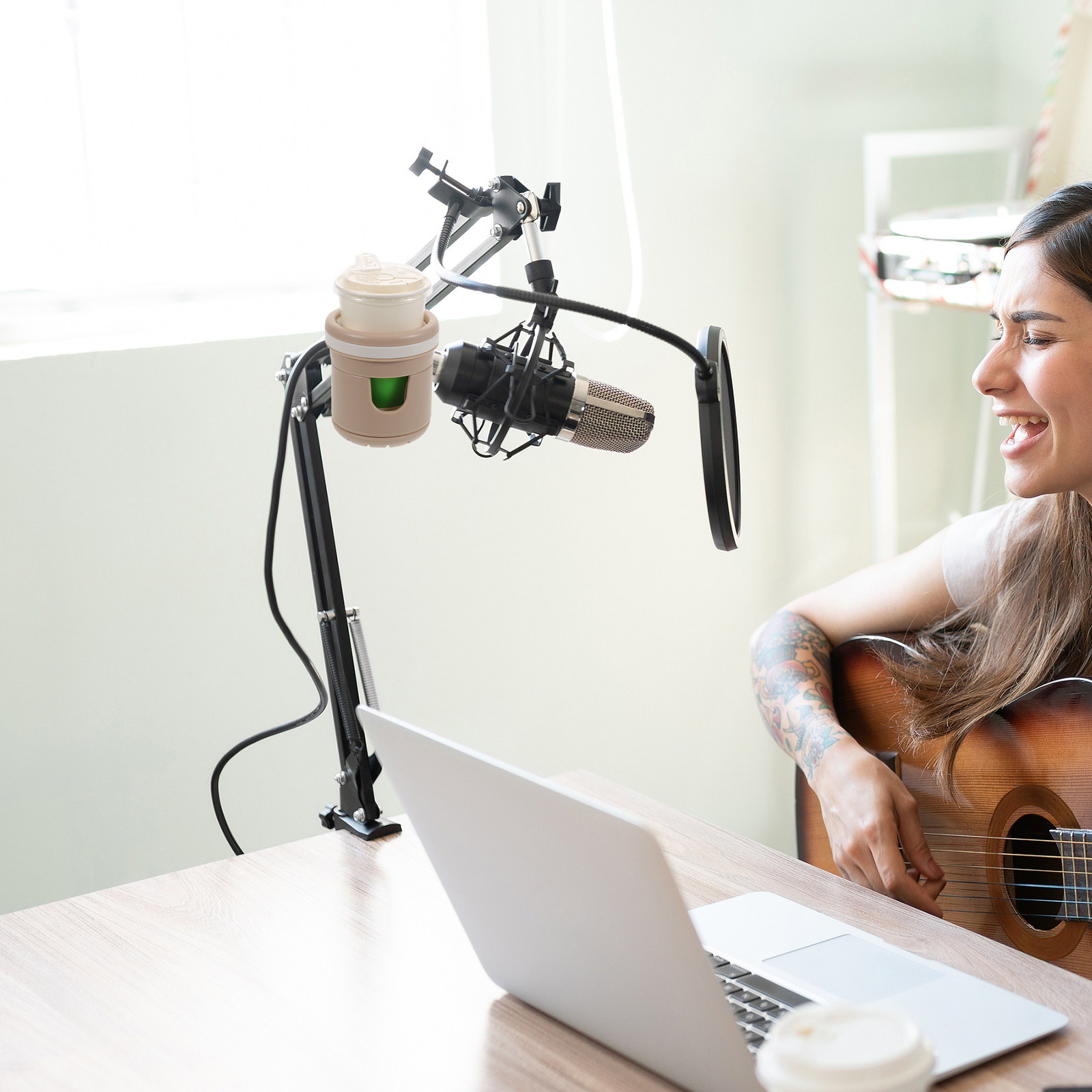 Water Bottle Holder - Mic Stand Cup Holder Adjustable Rotating